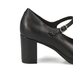 Bayla Nora Women