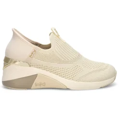 Mark Nason A Wedge Crecent Women