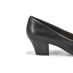 Teresa Step Women
